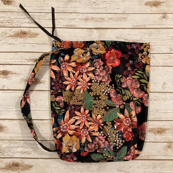 Johnny Was Faux Velvet Floral Shoulder Bag - Picture 6 of 12